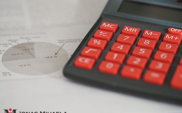 Cheltuielile deductibile pentru contribuabilii care realizează venituri din activităţi independente determinate în sistem real, pe baza datelor din contabilitate